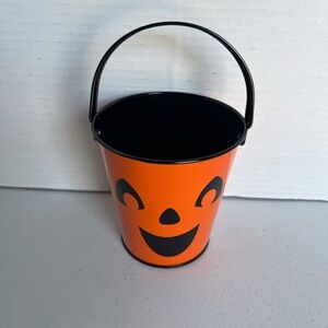 Small Orange Halloween Jack-O'-Lantern Pail -H